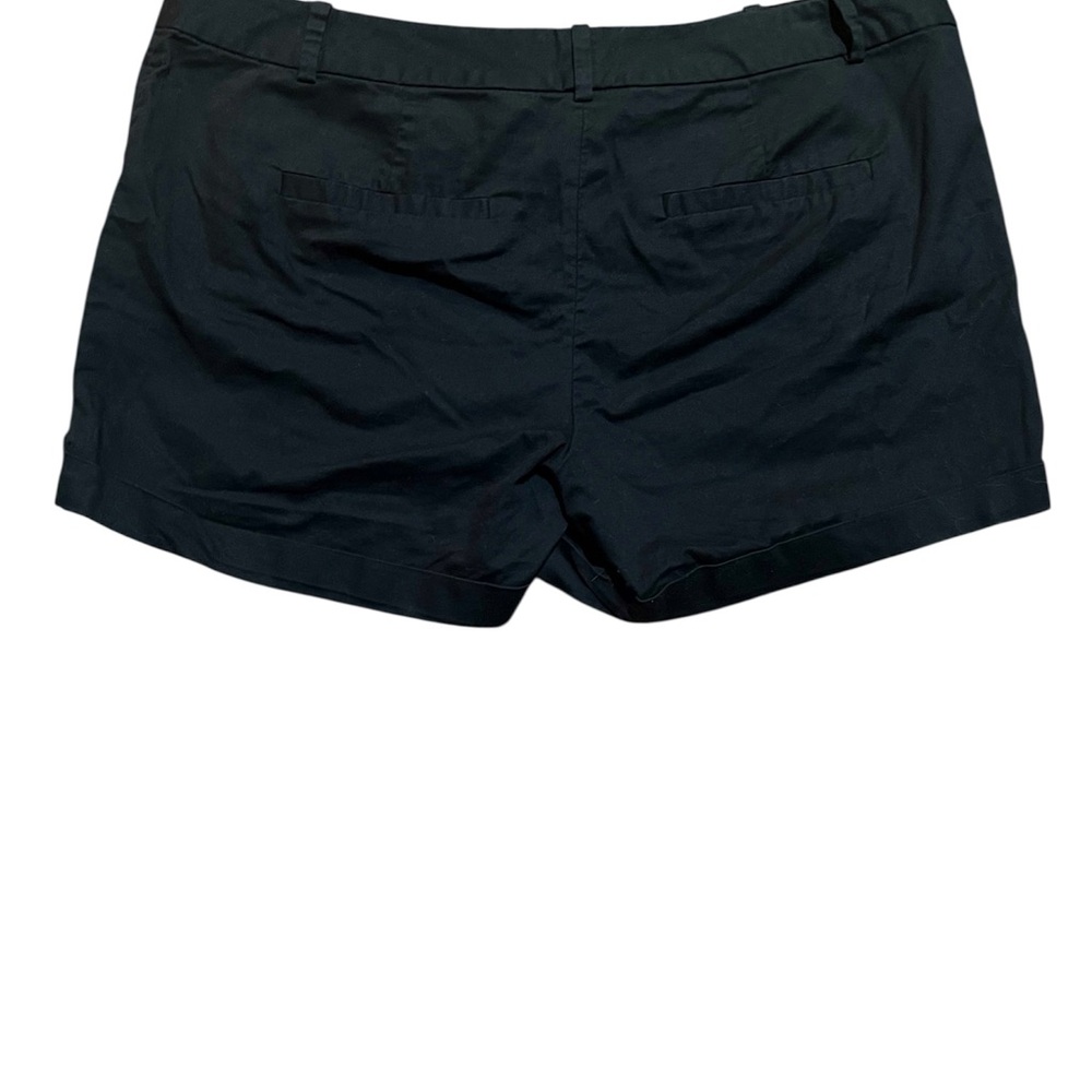 The Limited Black Roll-Cuff Shorts Size 8 - Picture 4 of 5